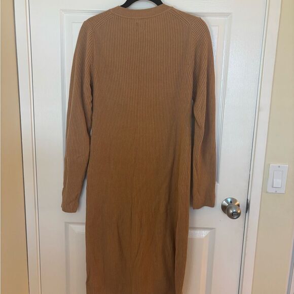 GAP Women's Long Sleeve Tan Dress - Picture 3 of 3